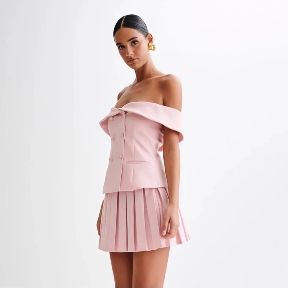 Meshki Pink Off-Shoulder Button Down Shirt and Skirt - MEDIUM - Picture 5 of 7